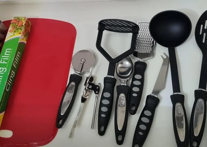 *ra26s* For Your Relaxed & Cosy + Free Parking + Free Fast Wifi * בית אירוח